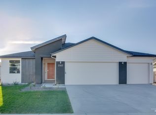 3711 W La Brea Dr, Meridian, ID 83642