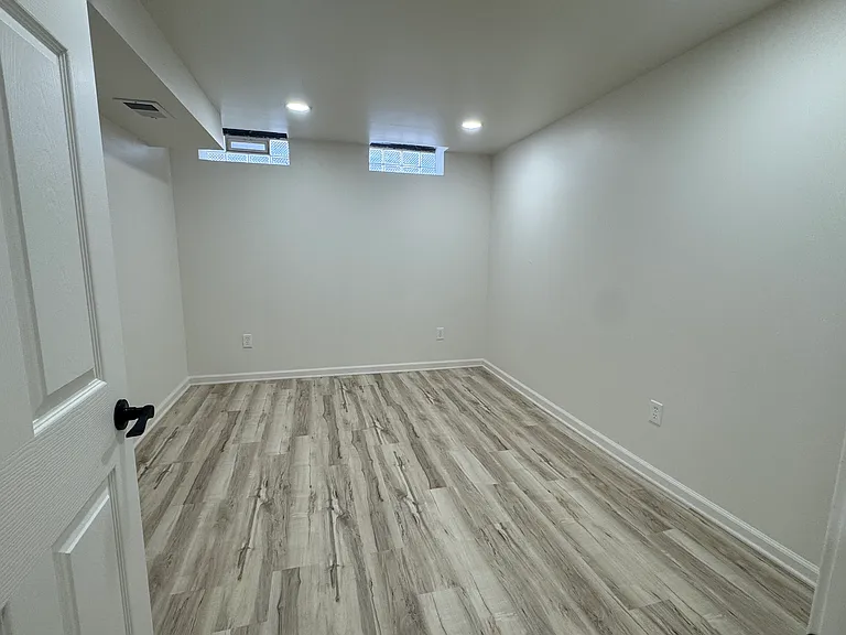 2431 Grange Rd — Photo 30