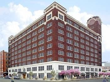 1st image of 2 W 20th St #305