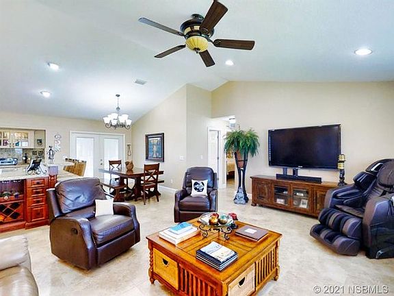 3rd image of 4160 Saddle Club Dr