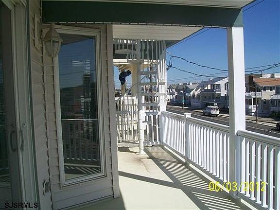 2nd image of 4642 West Ave