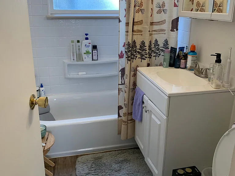 8858 Midvale Ave N #8858 — Photo 4