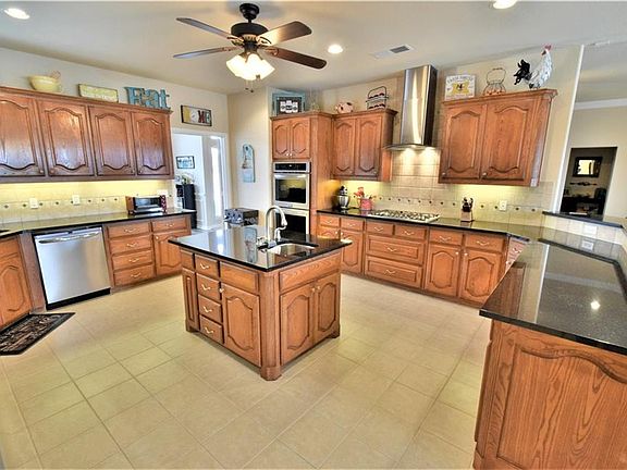 5th image of 2151 W Alamosa Dr