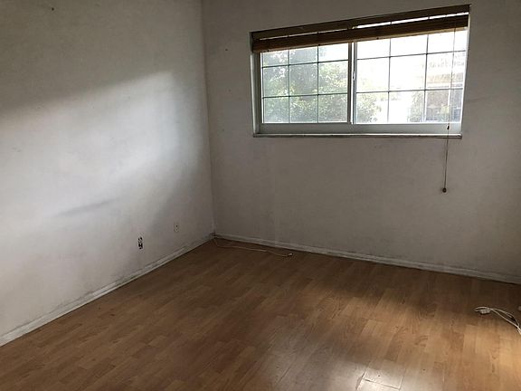 3rd image of 3002 NE 5th Terrace NE #210-B