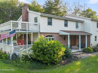 340 Washington St, Carbondale, PA 18407