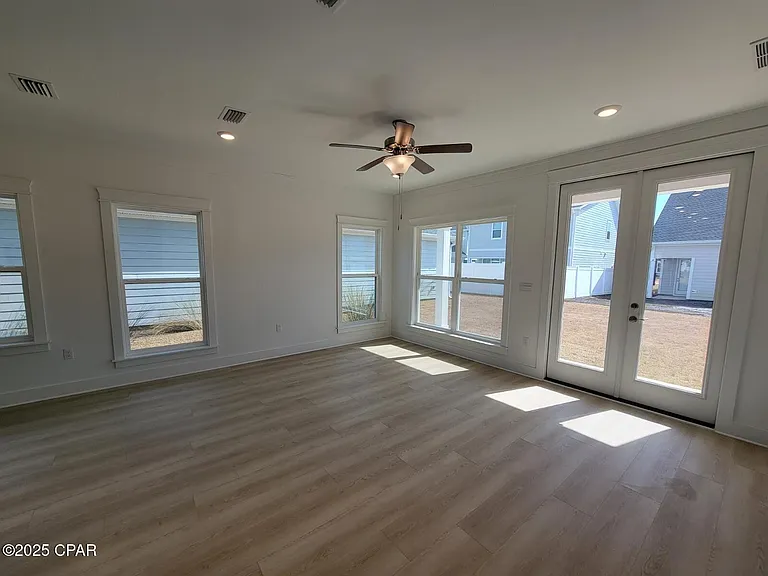 824 Walsonham Dr — Photo 9