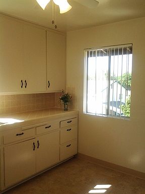 4th image of 12230 1/2 Valley View Ave