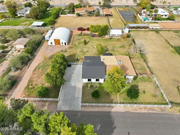 2858 E REDFIELD Road, Gilbert, AZ 85234