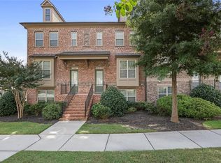 1097 Township Sq, Alpharetta, GA 30022