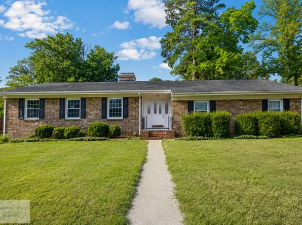 102 Dyerwood Pl, Danville, VA 24541