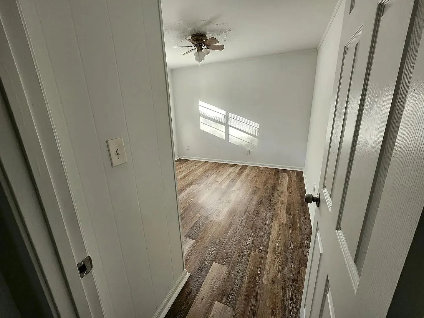 Room in 3 Bedroom Home at Monticello St — Photo 4