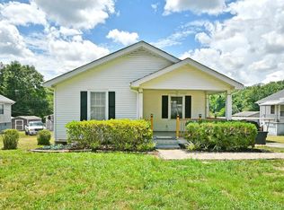 109 Webster St, Slater, SC 29683