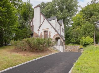 1199 Post Rd, Scarsdale, NY 10583