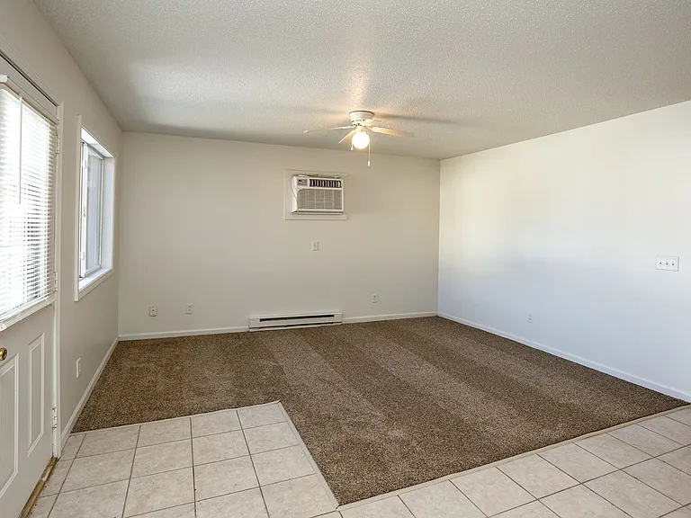 Walnut Pointe — Photo 12