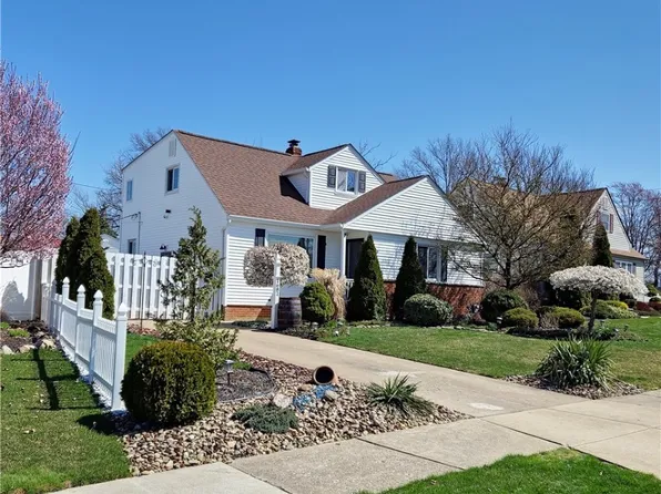 1681 Rush Rd, Wickliffe, OH 44092