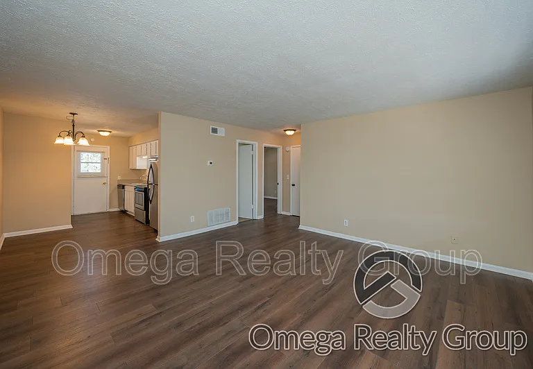 Lakeridge Apartments — Photo 83