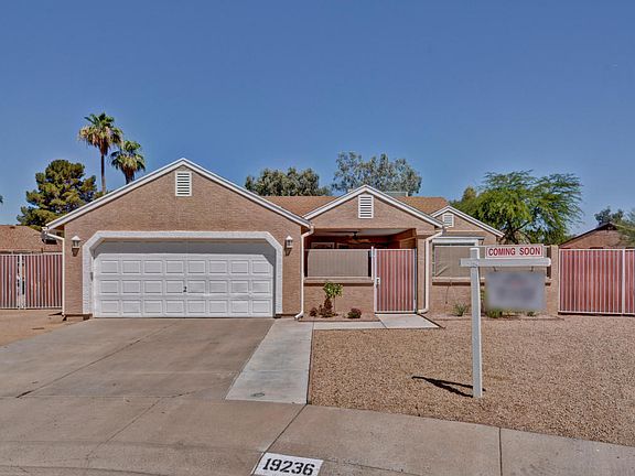 3rd image of 19236 N 44th Dr