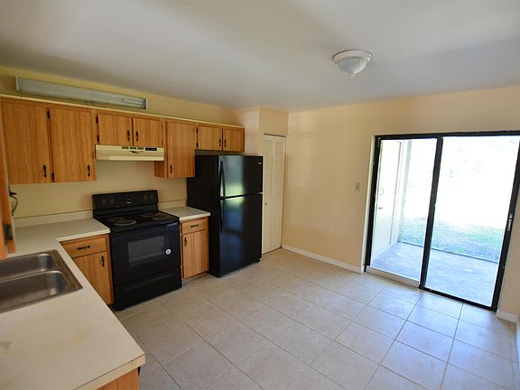 5th image of 7637 Coral Gables Driveunit B