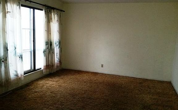 4th image of 5141 Juliandra Ave