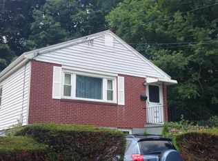 49 Pheasant St, West Roxbury, MA 02132