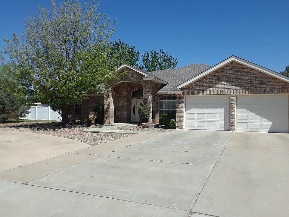 2nd image of 104 Adkins Ct