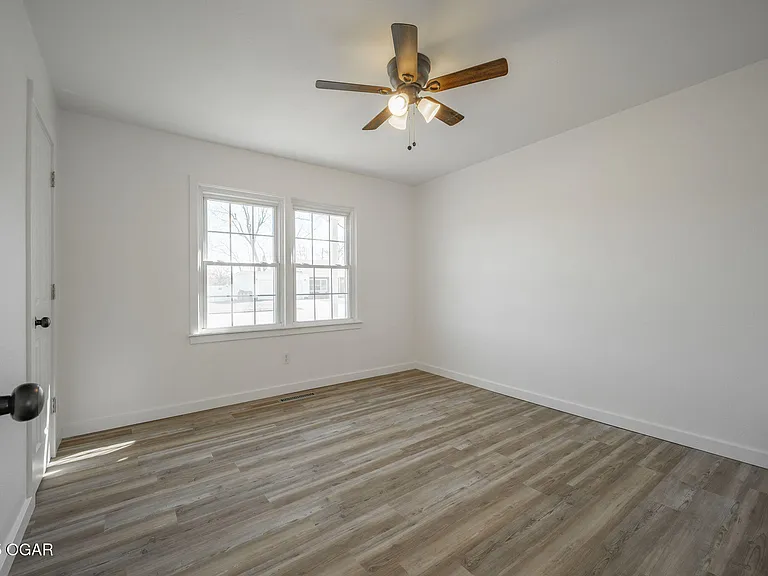 1304 Massachusetts Ave — Photo 12
