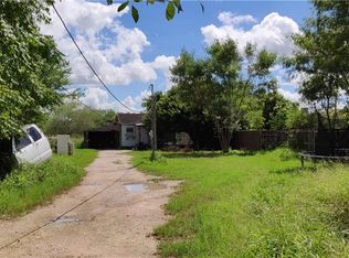 411 Cherokee Ln, Alamo, TX 78516