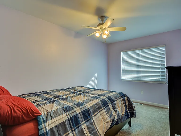 1182 NW Redwing Dr — Photo 10