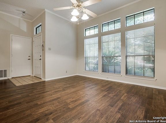 5th image of 2606 Sky Dale Dr