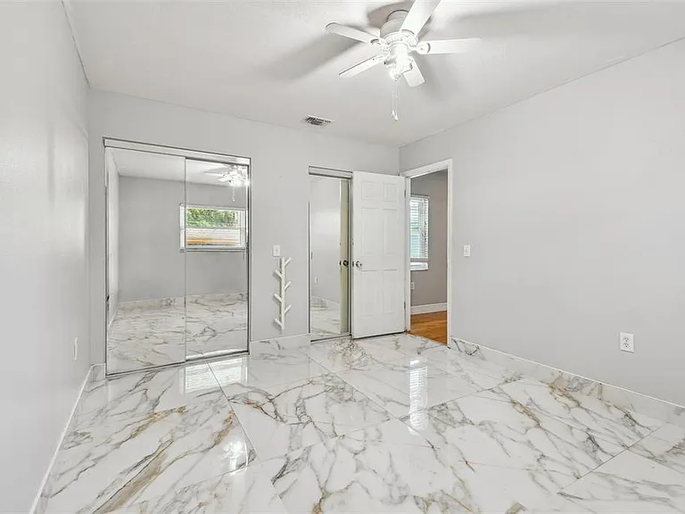 1302 Brandonwood Dr — Photo 35