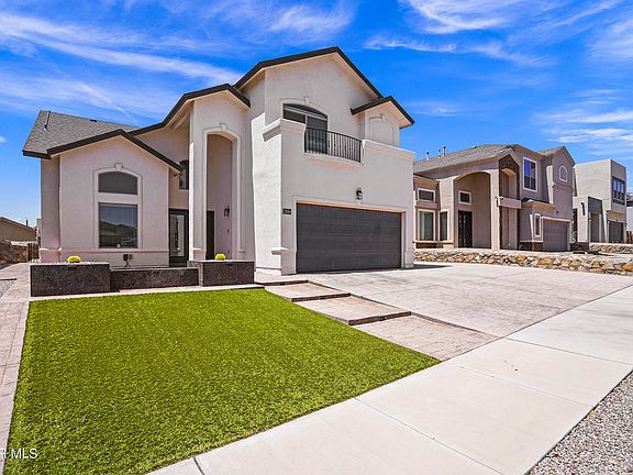 2nd image of 12564 Blue Heron Dr