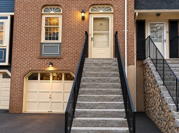 20 Cannongate Iii Rd #20-III, Nashua, NH 03063