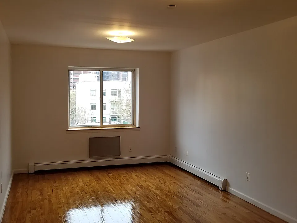 Common / Living Room