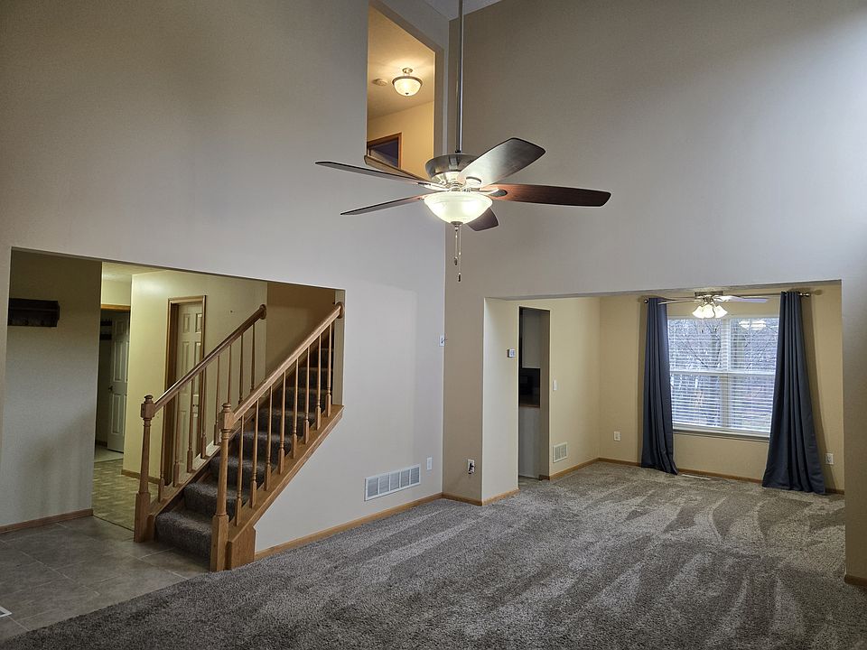 218 W North St, Wadsworth, OH 44281 | Zillow