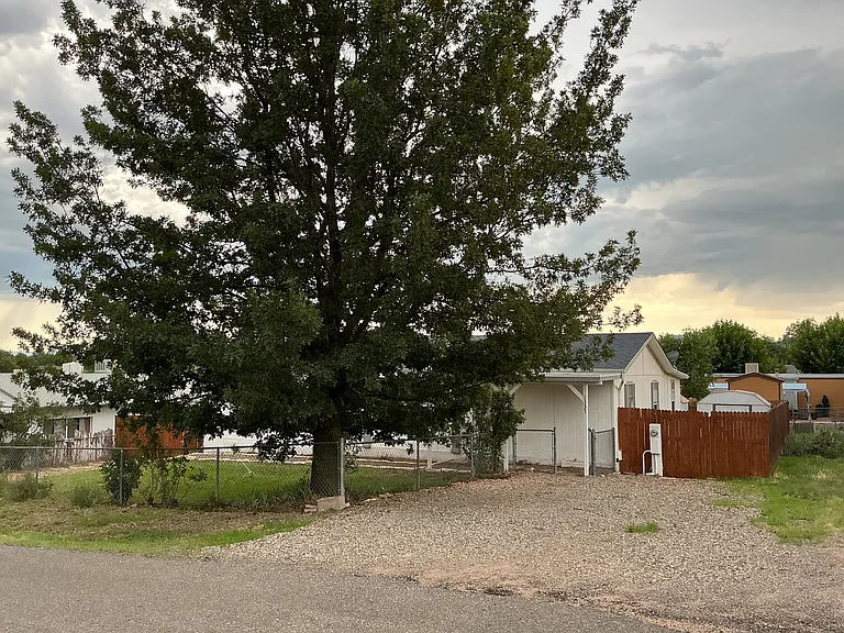1335 Tumbleweed Dr — Photo 3
