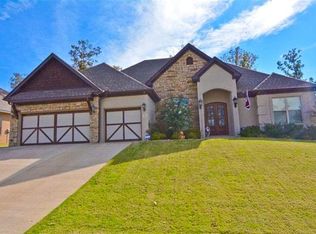 119 Lake Valley Dr, Maumelle, AR 72113