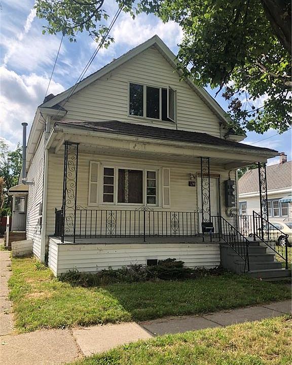 1st image of 124 Liddell St Lowr #
