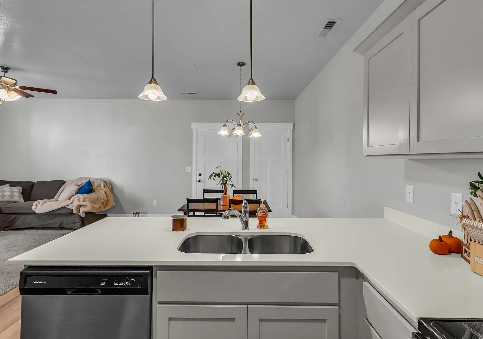 14497 S Ronan Ln — Photo 4
