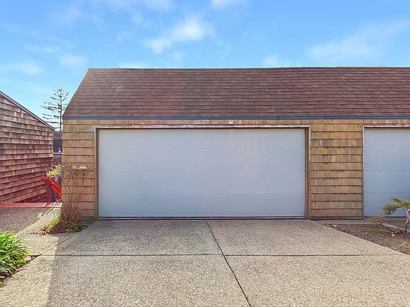 2nd image of 56 Sereno Cir