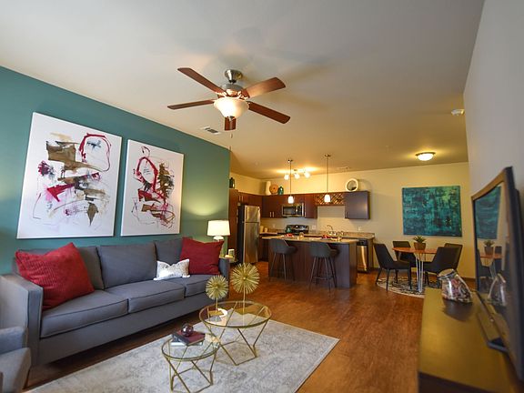 3rd image of 350 Gyorr Ave Unit 1007