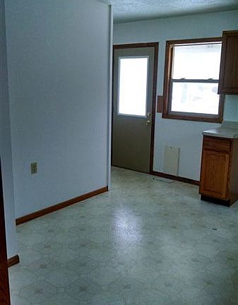 dining area in kitchen