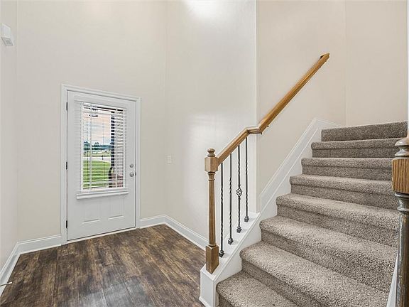 5th image of 525 Trousseau Ln