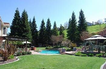 1st image of 30 Foothill Ct