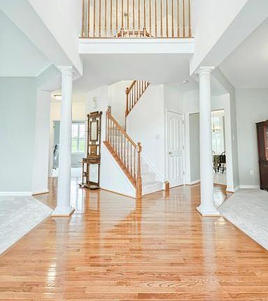5th image of 10416 Whiterose Dr