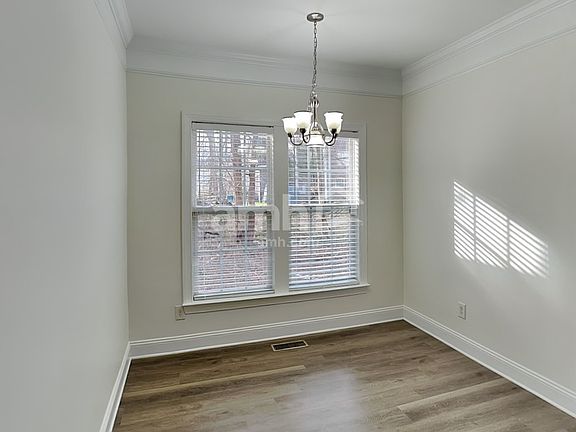 4th image of 9126 Dalmeny House Ln