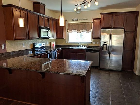 5th image of 473 Leafwood Dr