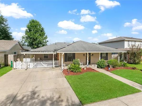 400 Longwood Dr, Destrehan, LA 70047