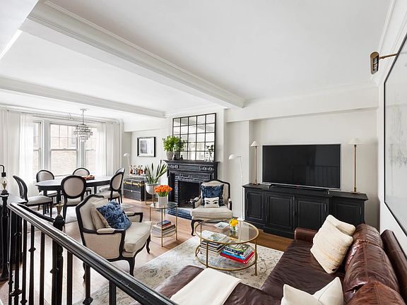 2nd image of 45 Christopher St APT 3G