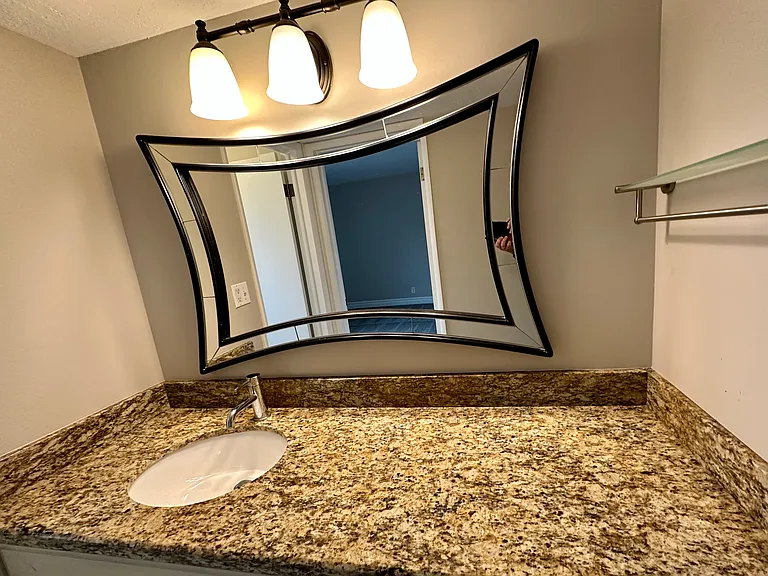 73 N F St #2 — Photo 16