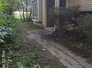 1404 N Browns Lake Dr, Burlington, WI 53105